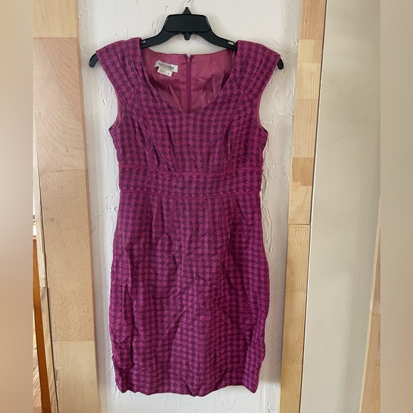 Kay Unger Dresses & Skirts - Kay Unger Pink Tweed Pencil Dress Sz 8